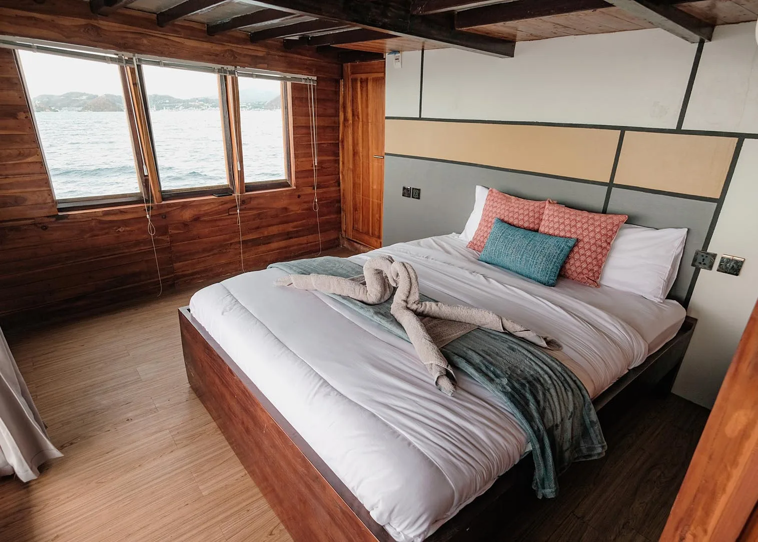 Panoramic Suite Balcony 1_3