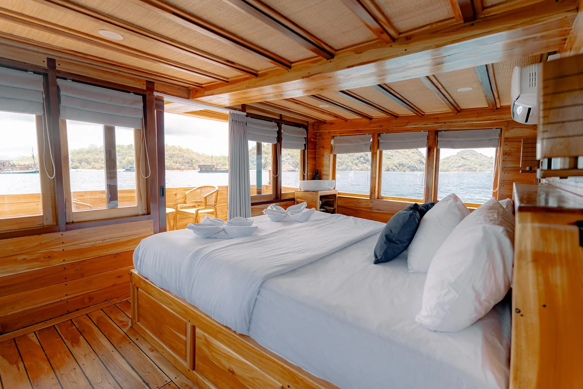 Wakatobi Room_Barakati Cruises