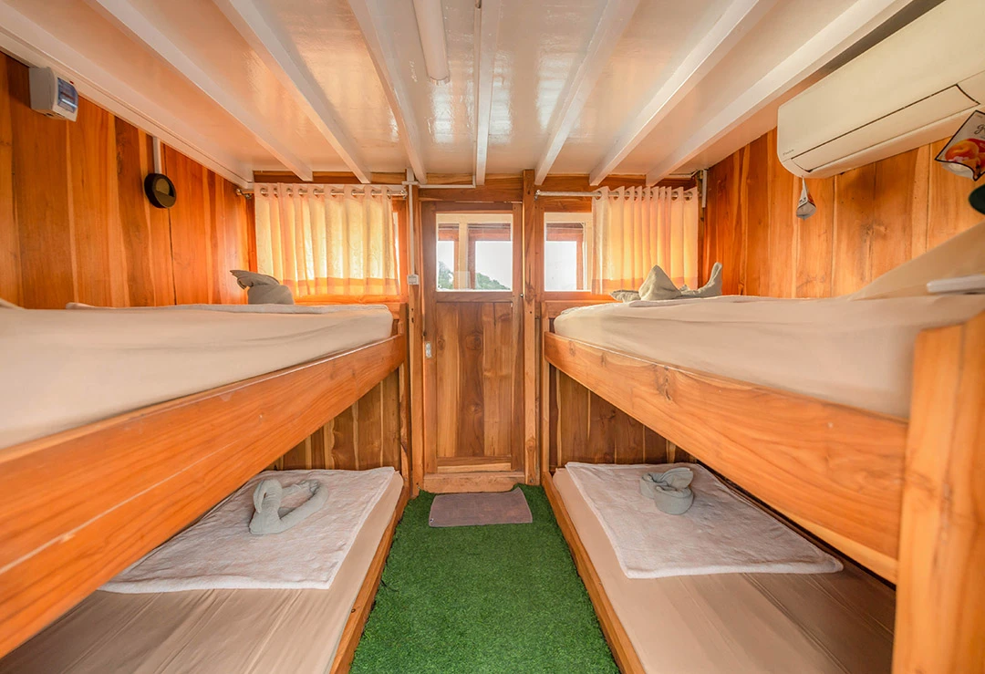 Bedroom 2_Sharing Cabin 6_Dahayu