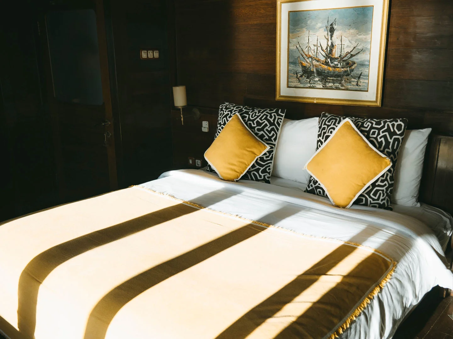 Bedroom_Master Panoramic Balcony_Behike