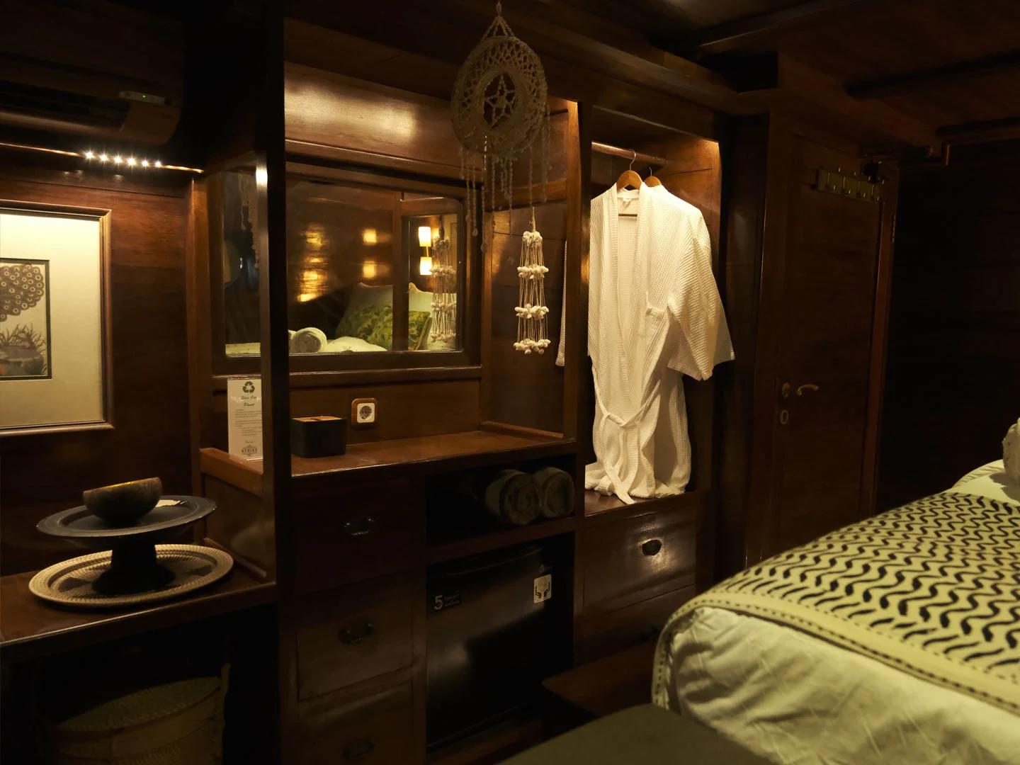 Bedroom_Deluxe Double Cabin_Behike